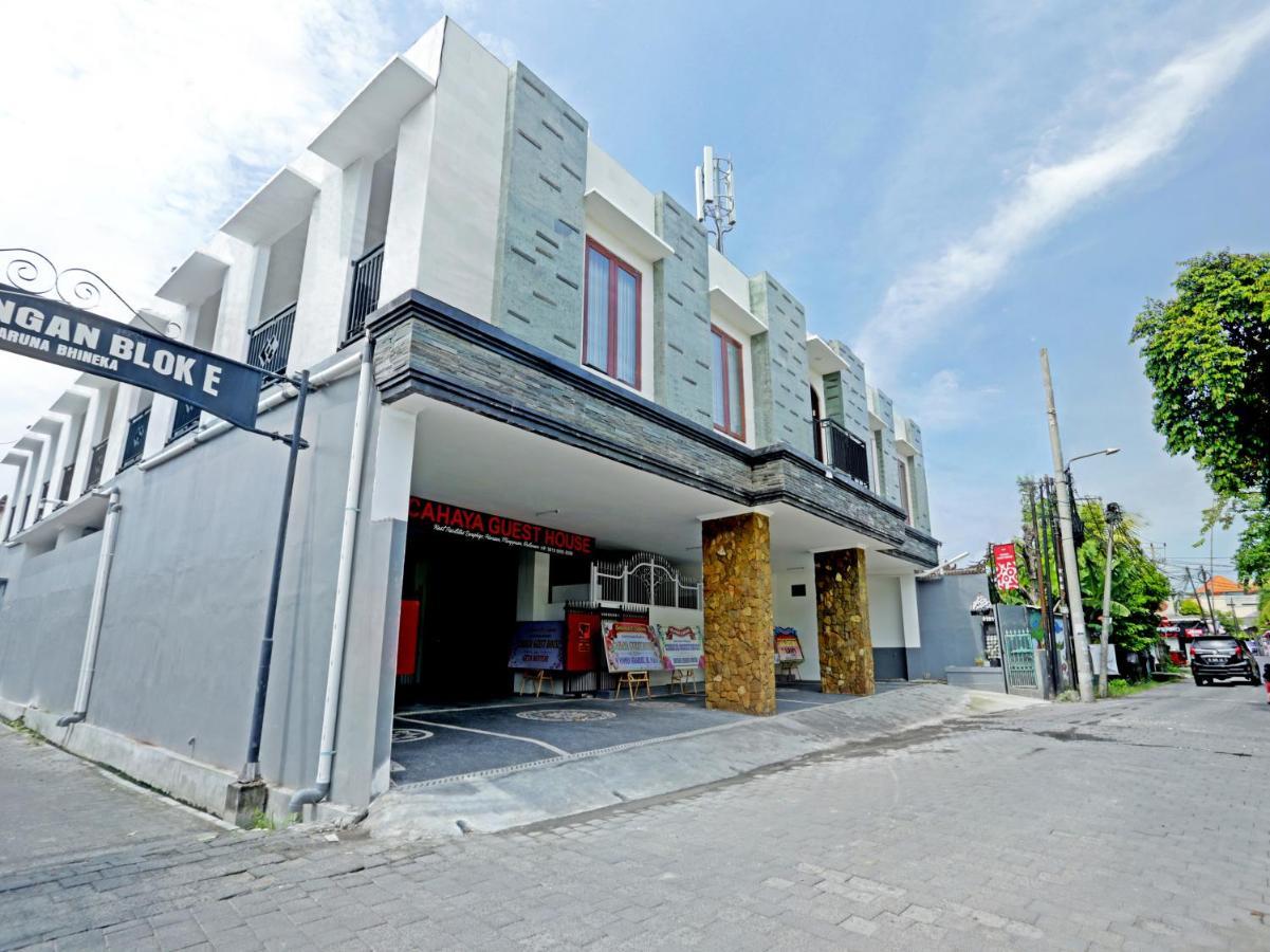 Oyo 90859 Cahaya Guest House Pesanggaran Kültér fotó